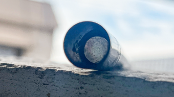 強力磁石で簡単固定